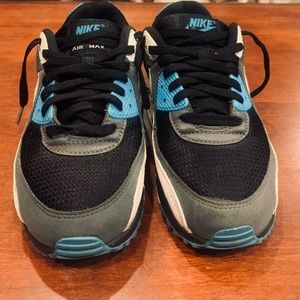Nike Air Max 90
Reverse Laser Blue men’s 9